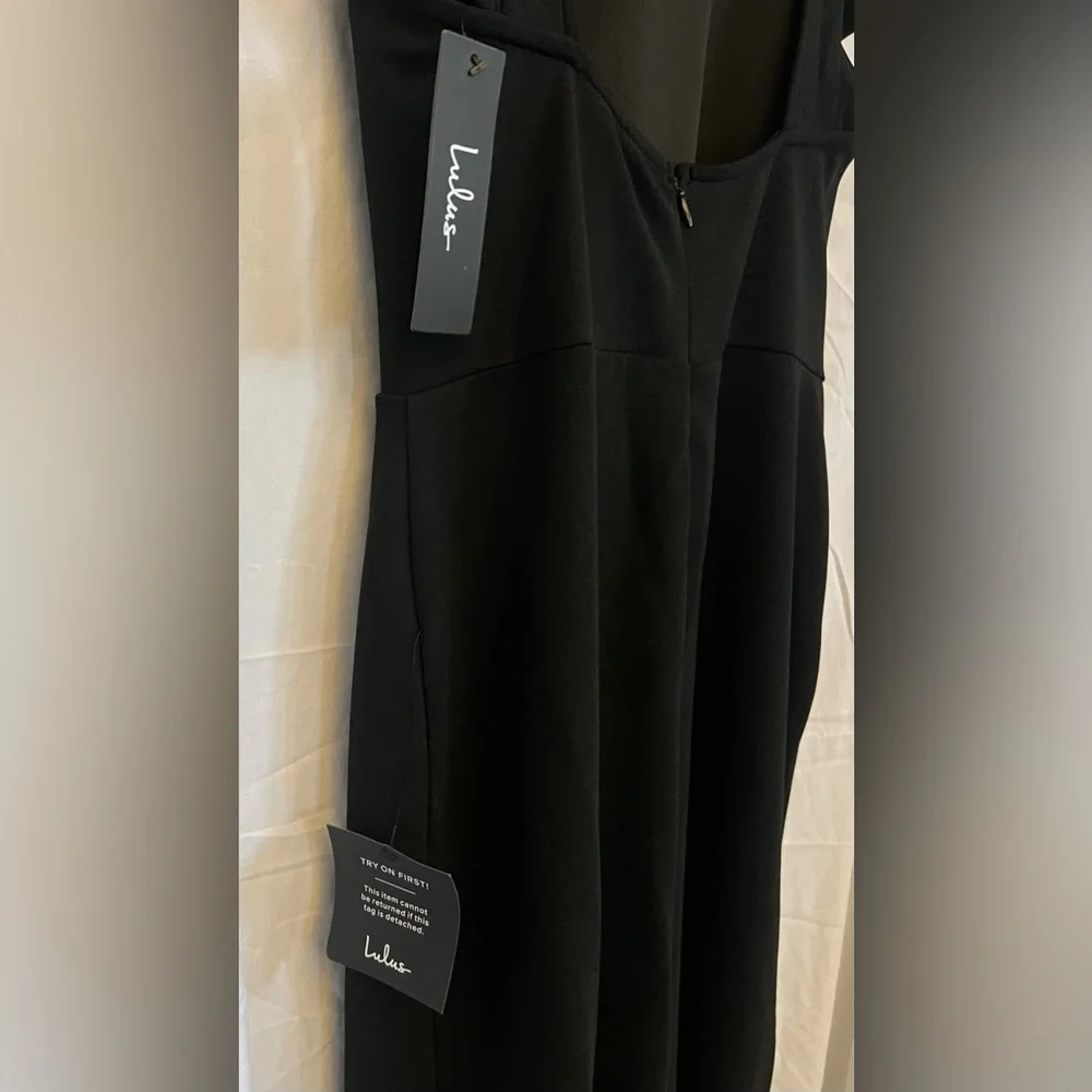 NWT M Lulu's Classic Black low back Ruffle Jumpsuit - Picture 11 of 11